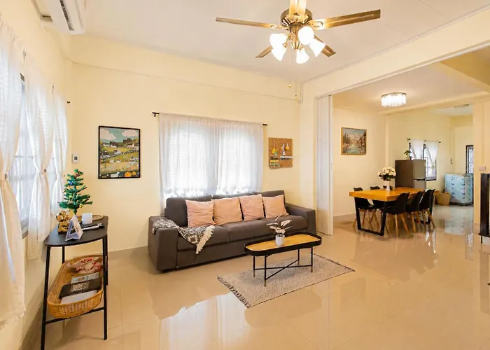 3bedrooms, Pet Friendly, 5min Drive To Bts Udomsuk Holiday home