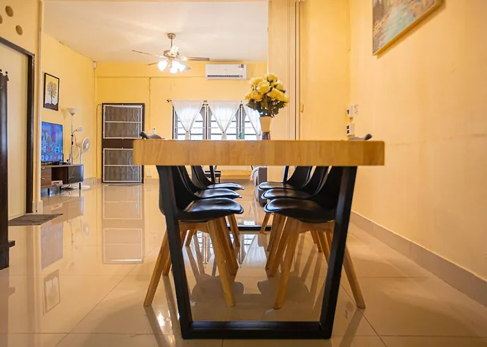 Holiday home 3bedrooms, Pet Friendly, 5min Drive To Bts Udomsuk